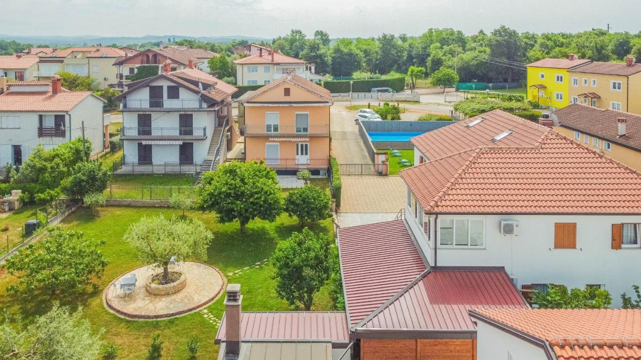 Pension Nina Umag Exterior foto