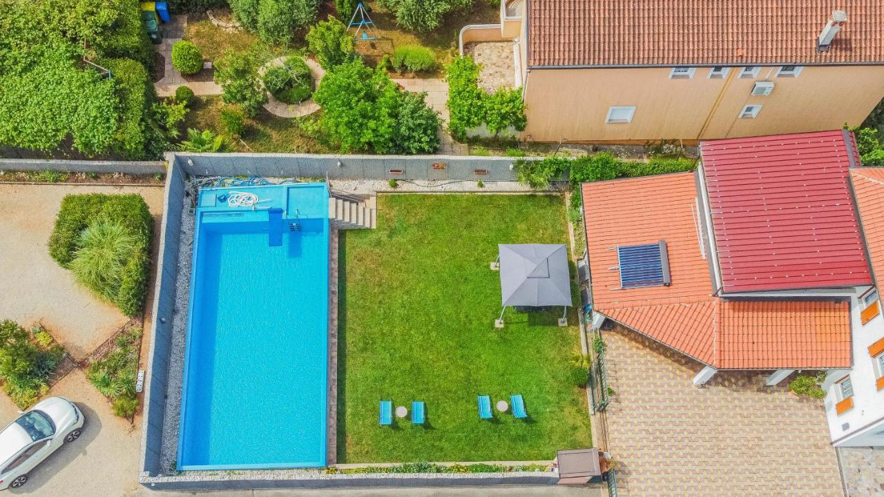 Pension Nina Umag Exterior foto